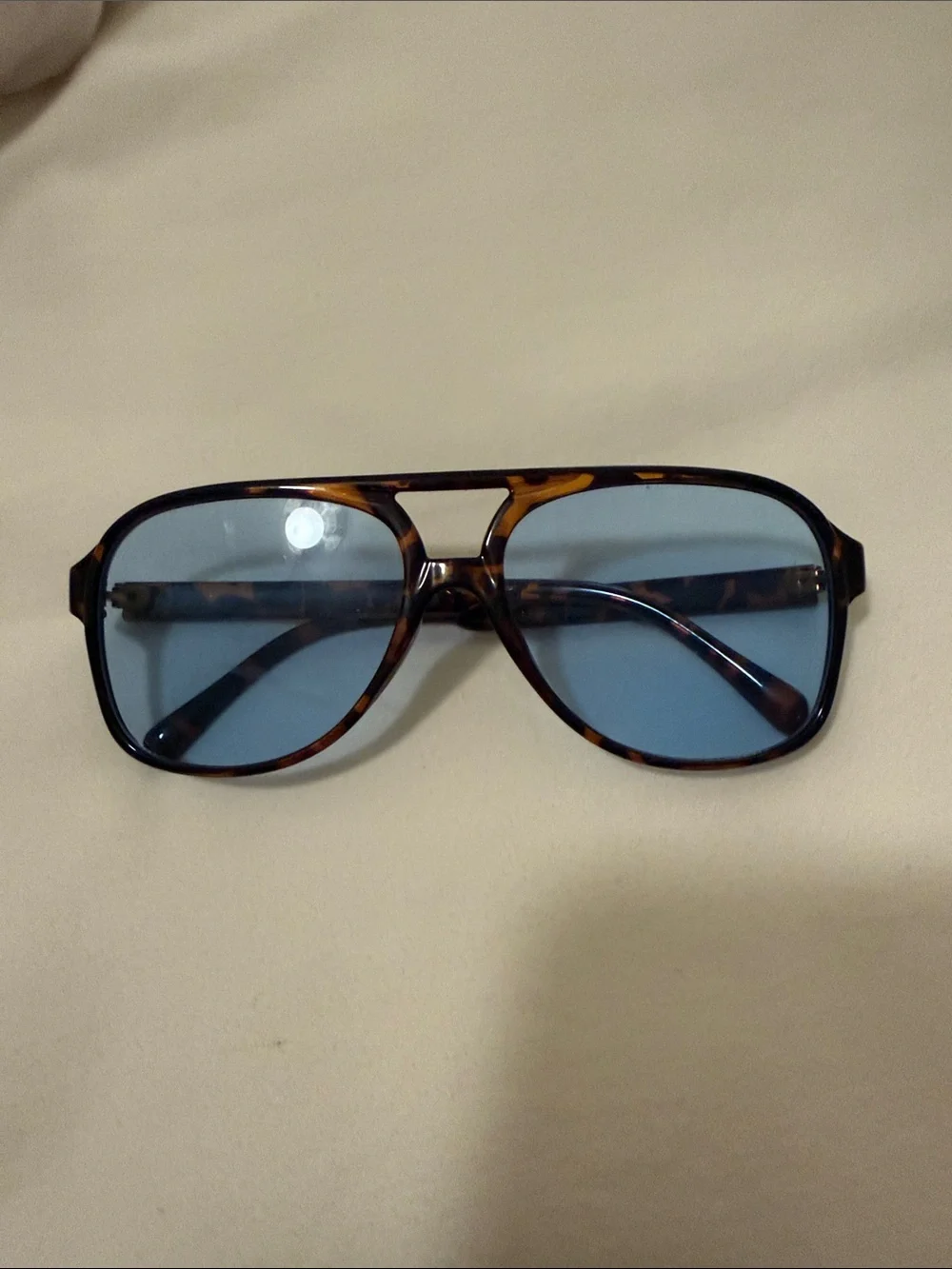 Set of 4 Aviator Sunglasses in Tortoiseshell, Black, Blue, Yellow Lenses Lot